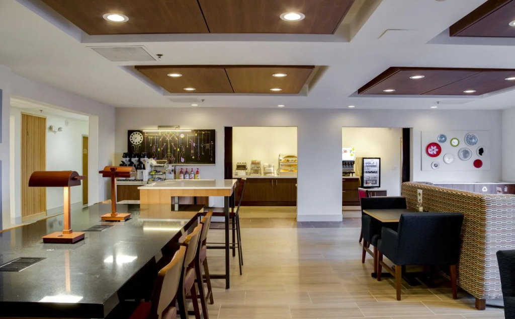 Holiday Inn Express & Suites Jacksonville by IHG