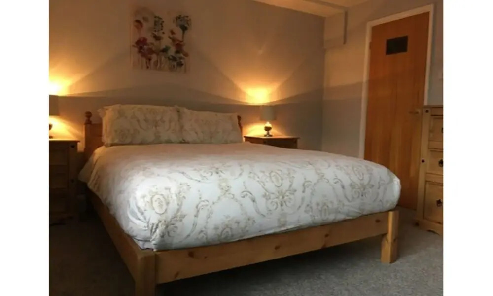 T & J Motel