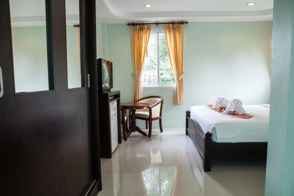 Fahsai Bay Villa