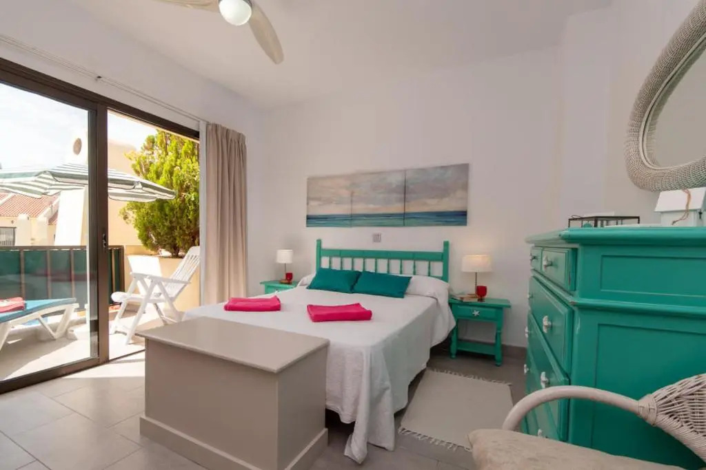 Mare Verde 104 - Two Bed with pool view and wifi internet