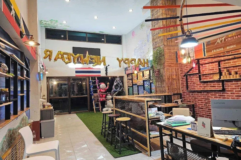 MT Friend Hostel Phuket Town