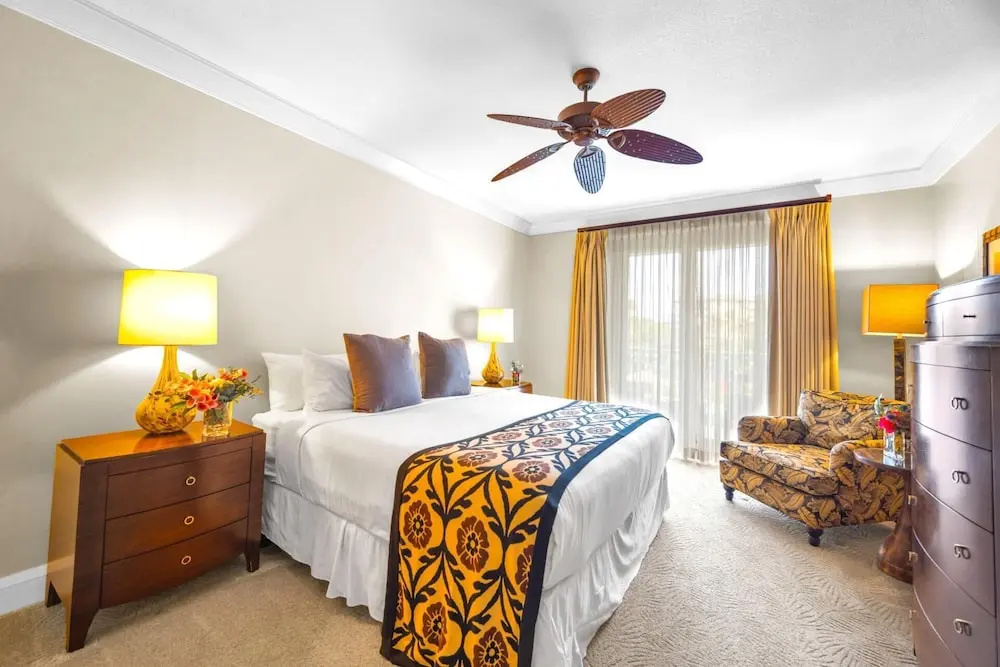 Honua Kai 3 Free Rental Cars KBM Resorts Grand Suite 3 Units, 8 Bedrooms HK Ml-2660