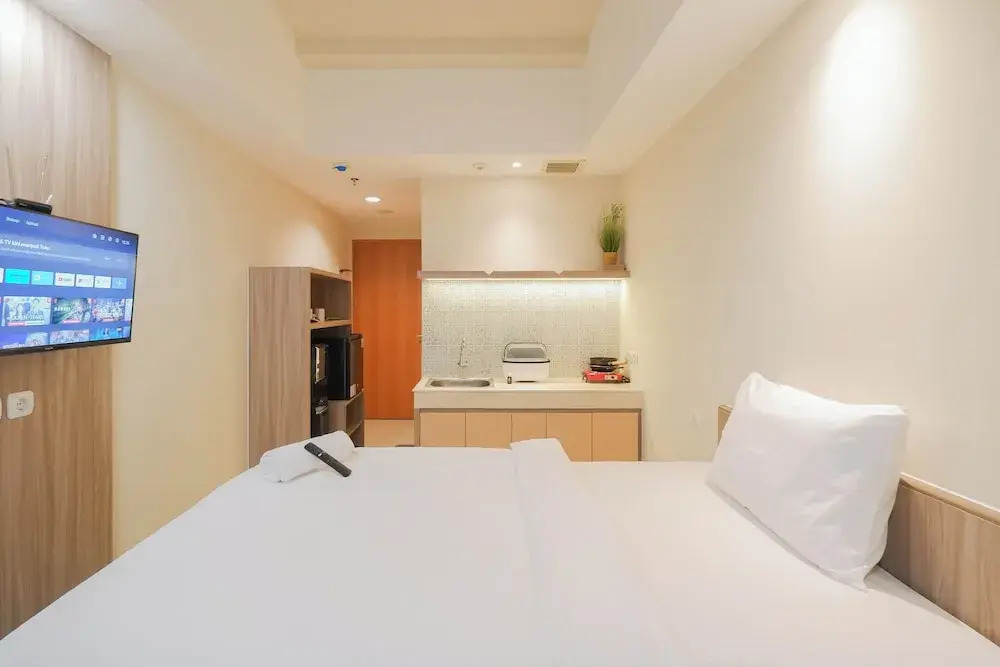Simply And Homey Studio At Evenciio Margonda Apartment