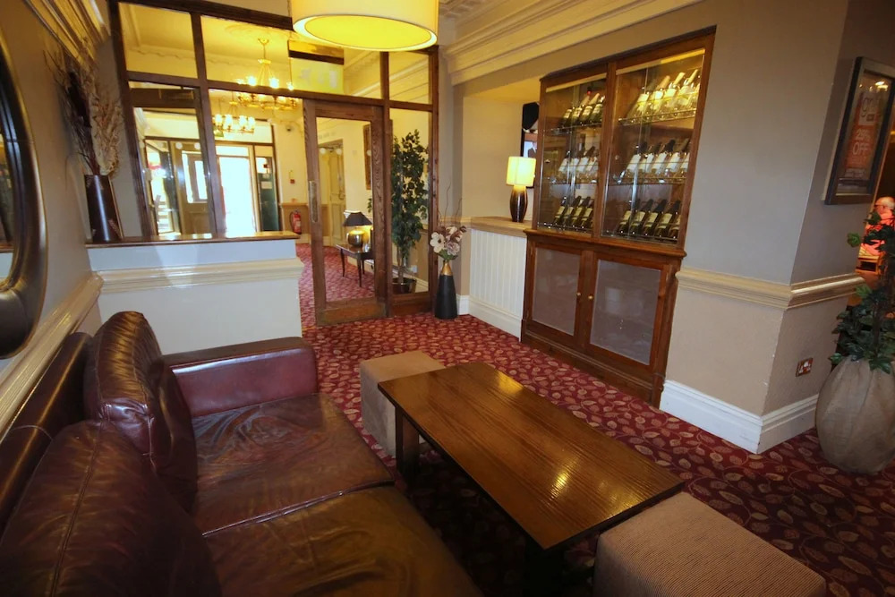 Thomas Arms Hotel