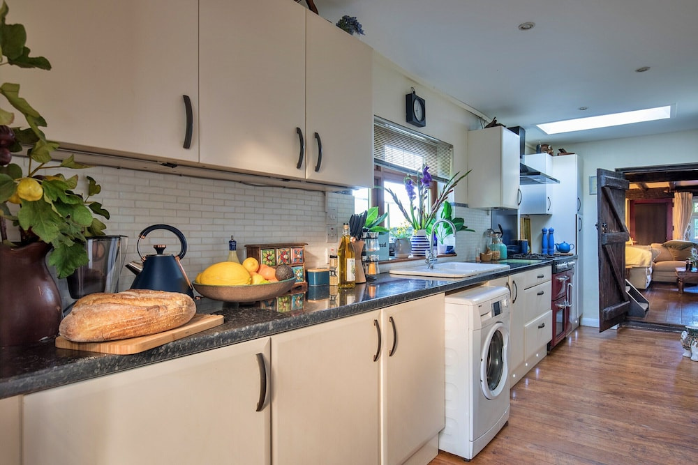 Retreat in Surrey Near Hever Castle