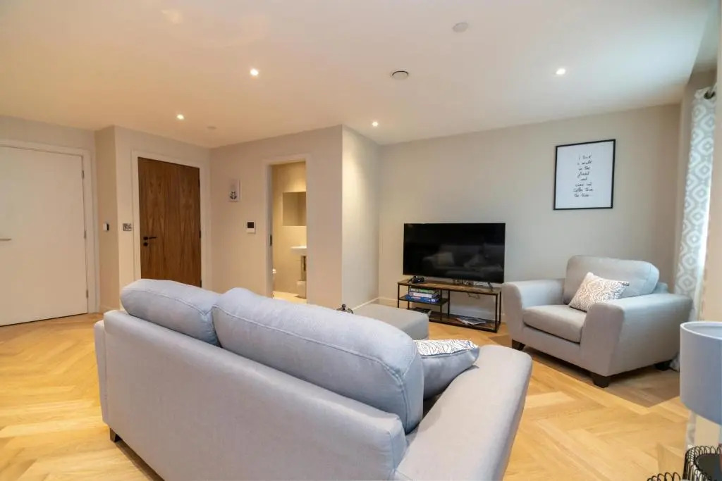 Entire 2 Bed - Free Parking - No. 15 - The Cosy Collection Ltd