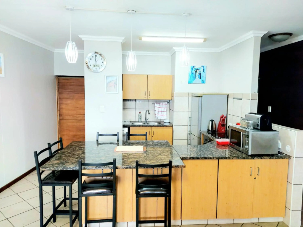Beachside 3 bed apartment with stunning seaviews
