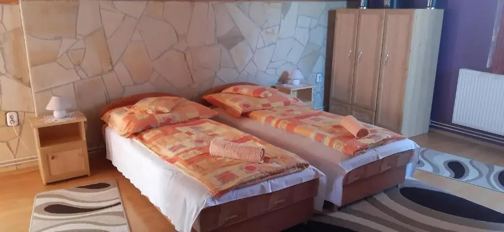 Istvn Apartman