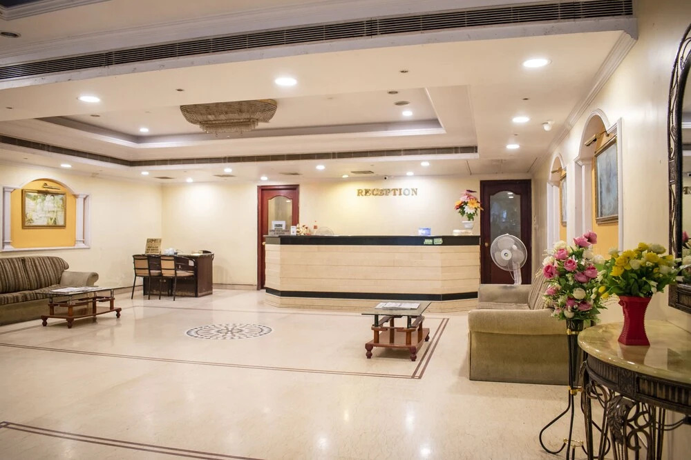 OYO 8198 Hotel Raj International