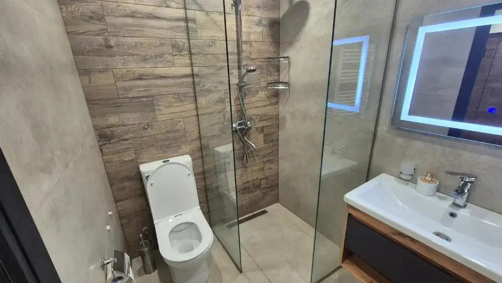 Relax Mineral Hotwater House