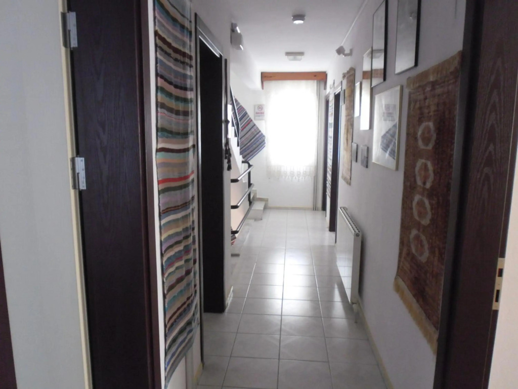 Cam Hotel