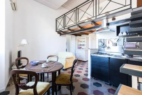 Sunny Apartment Navona Square