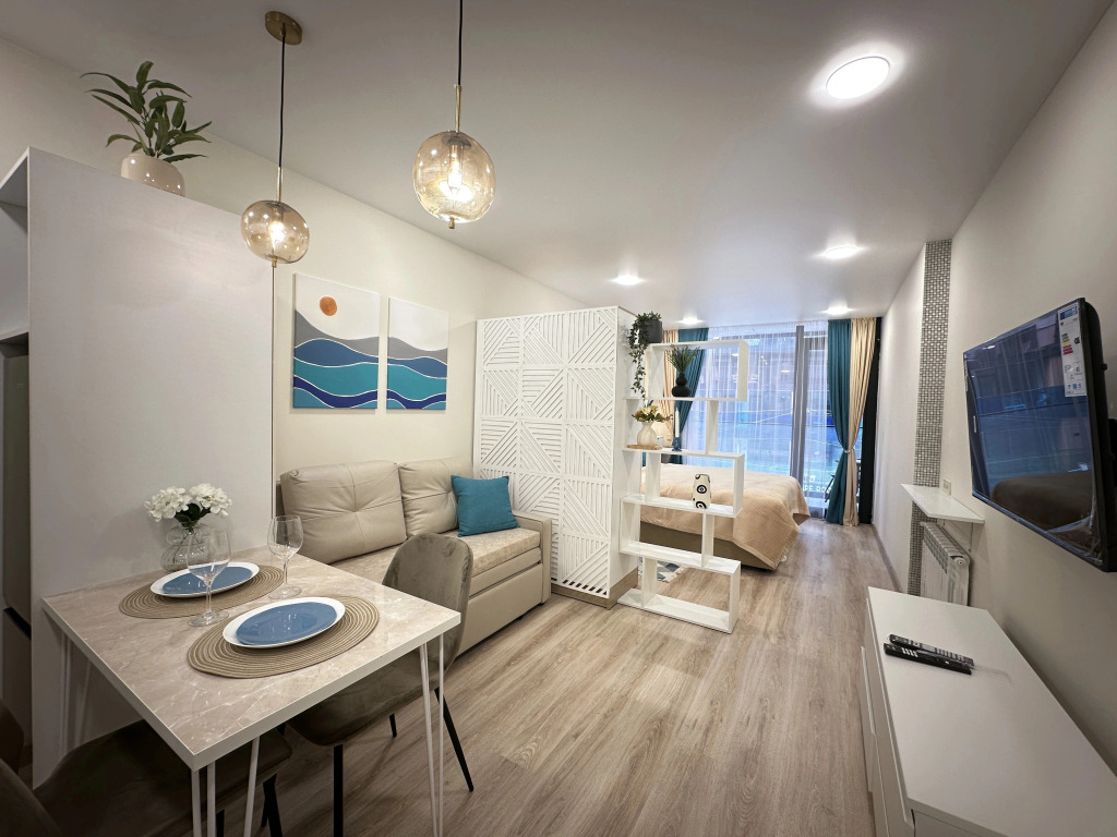 Апарт-отель Batumi Beach Apartments on Rejeb Nizharadze Street 20