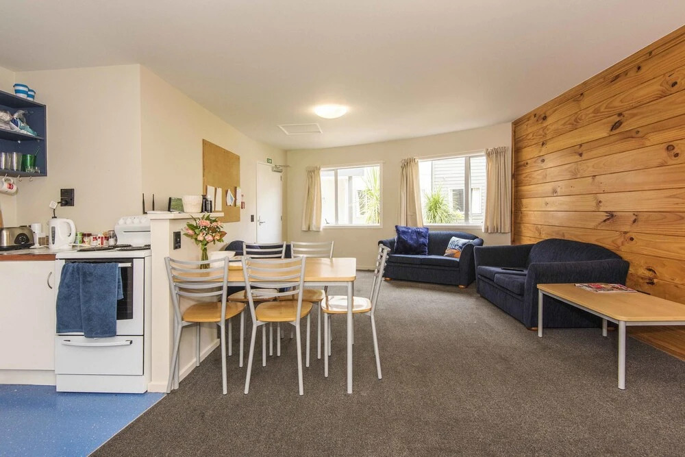 Campus Summer Stays - Akoranga Village