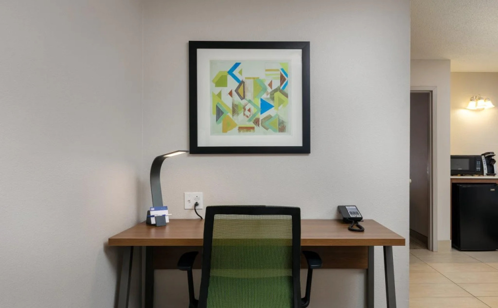 Holiday Inn Express & Suites Milton East I-10 by IHG