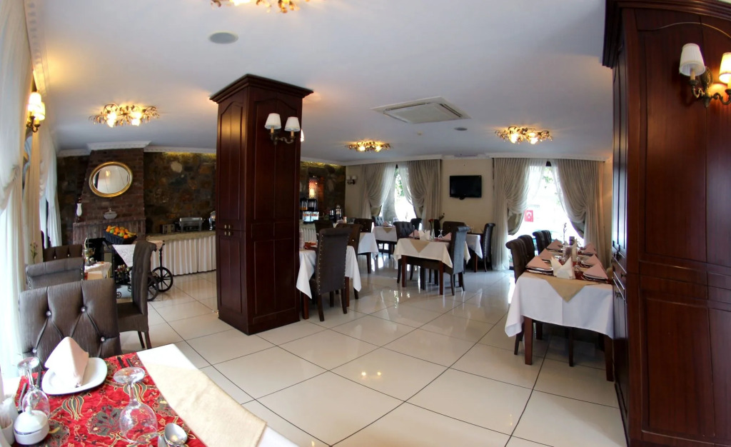 Saint John Hotel