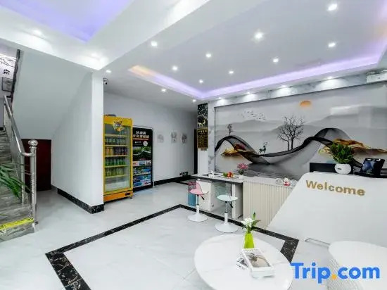 Sanya Houhai Surfing Designer Meisu (Haitangwan Wuzhizhou Island Pier Shop)