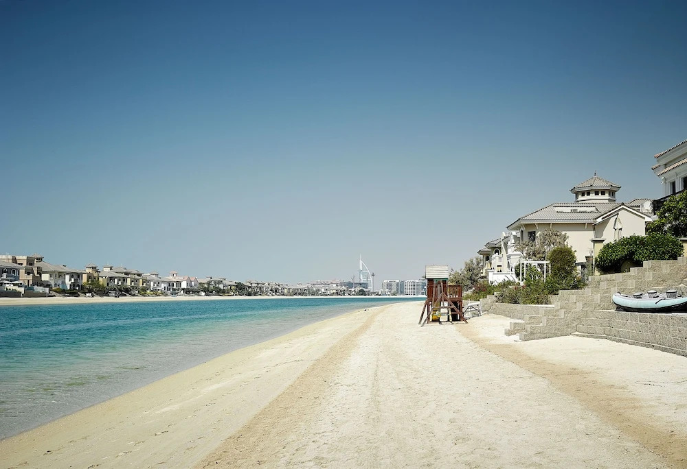 Dream Inn Dubai - Royal Palm Beach Villa