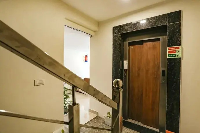 FabHotel Rose Aroma