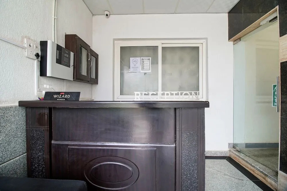 OYO Rooms Golf Course Road II