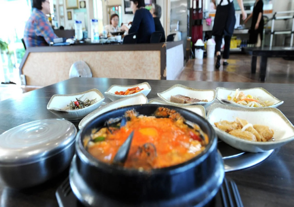 Jeju Feel House