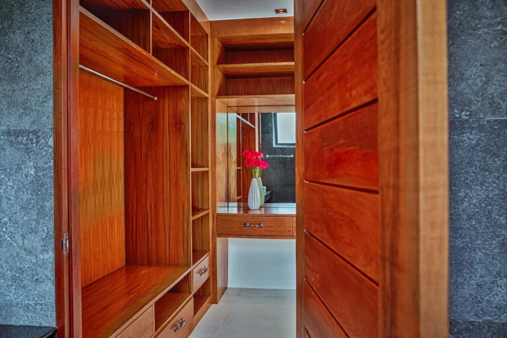 Fully Serviced Grand Villa Luxury Time Phuket