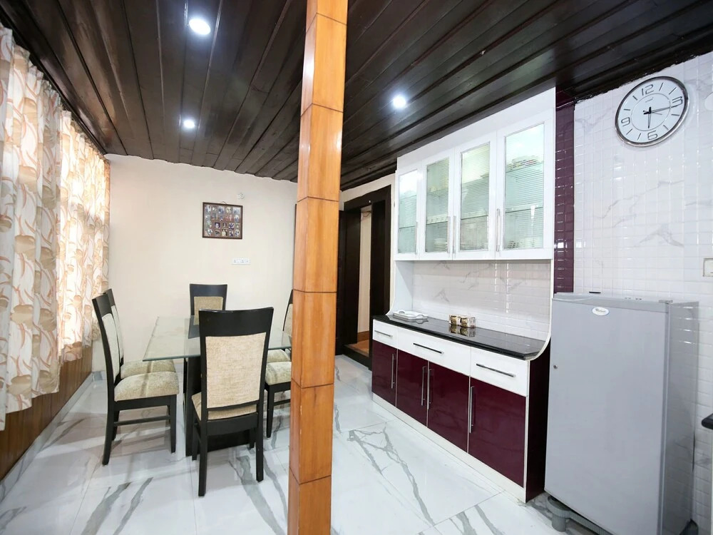 Oyo 12243 Home Luxurious 3Bhk Villa Longwood