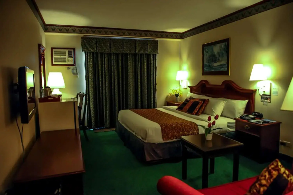 Days Hotel Tagaytay
