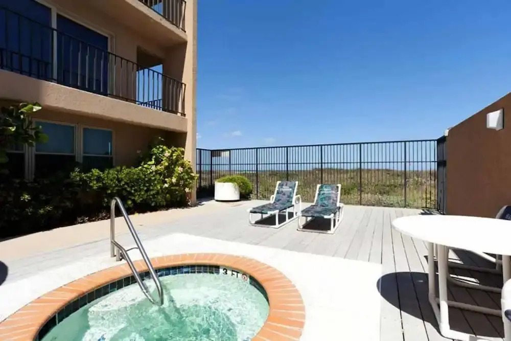 Seagull Condominium 502