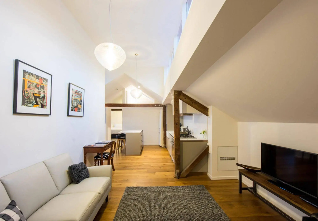 Sullivans Cove Apartments