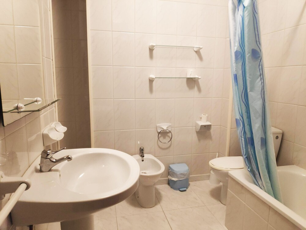 Apartamentos Revo Salinas 3000