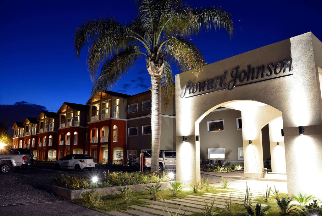Howard Johnson Villa Carlos Paz