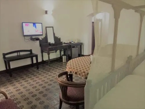 Beach Heritage Hotel