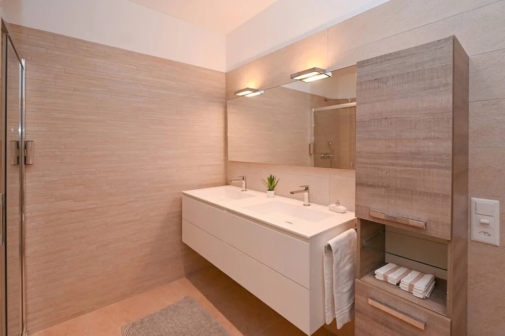 Lakeview 3 Bedroom Pico Penthouse in Lugano