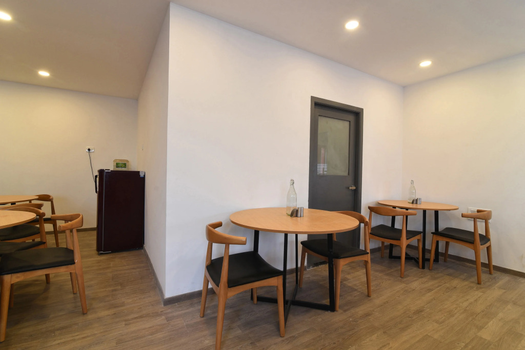 Super Townhouse Royapettah Near U.S Consulate