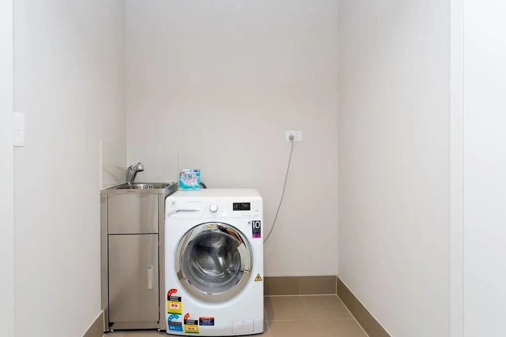 Chic Designer Apartment in Olympic Park + Parking