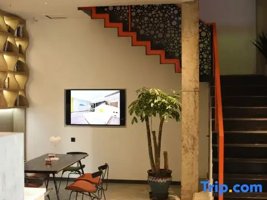 Starway Hotel (Shenyang Tiexi Baogong Street Subway Station)