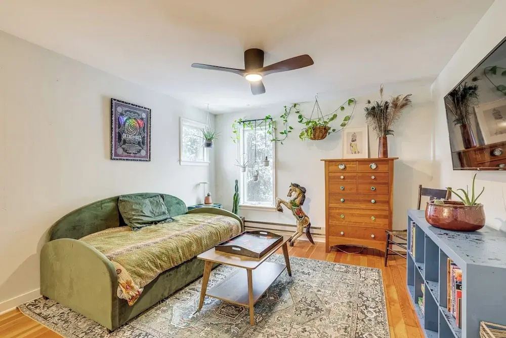 Eclectic Family Home in Minneapolis: Dogs Welcome