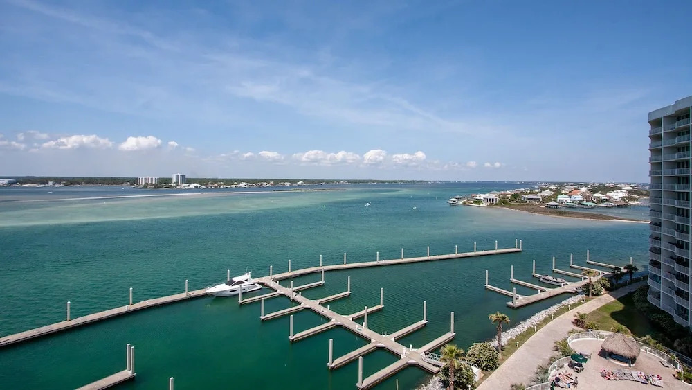 Beach Haven With Wraparound View - Unit Crc0907