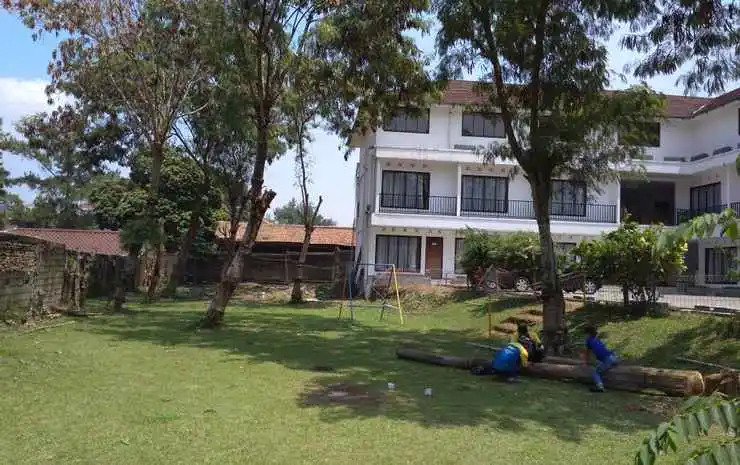 PUNCAK VILLAGE HOTEL & KAMPUNG MAIN ANAK