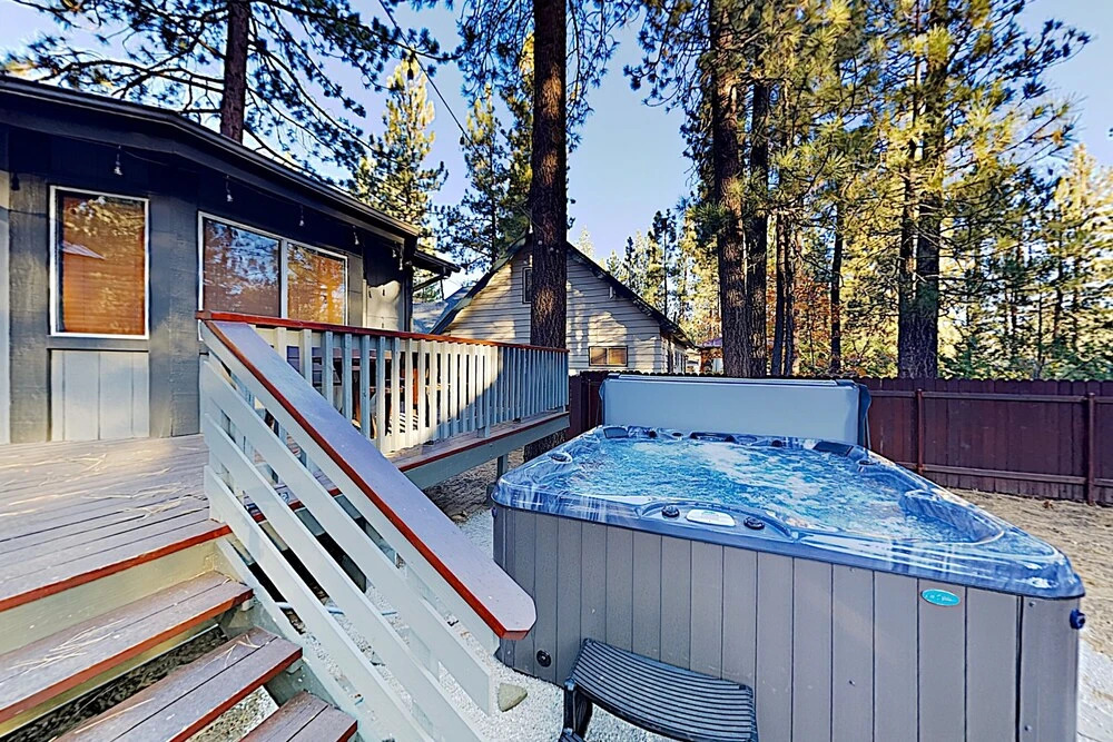585 Golden West Drive Home 3 Bedrooms 2 Bathrooms Home
