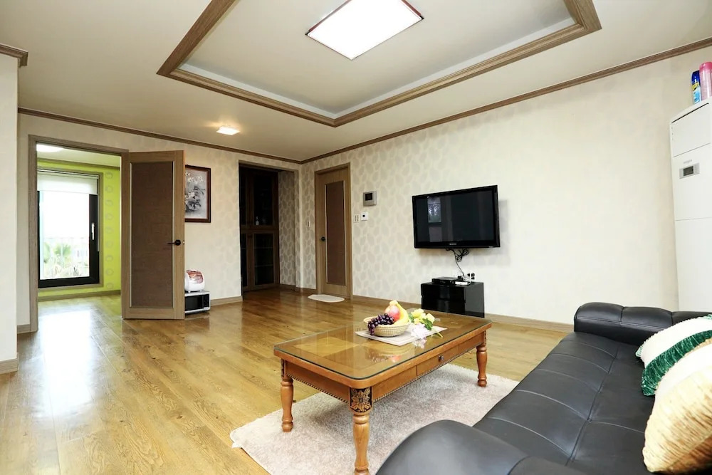 Jeju Ocean Sky Village Pension