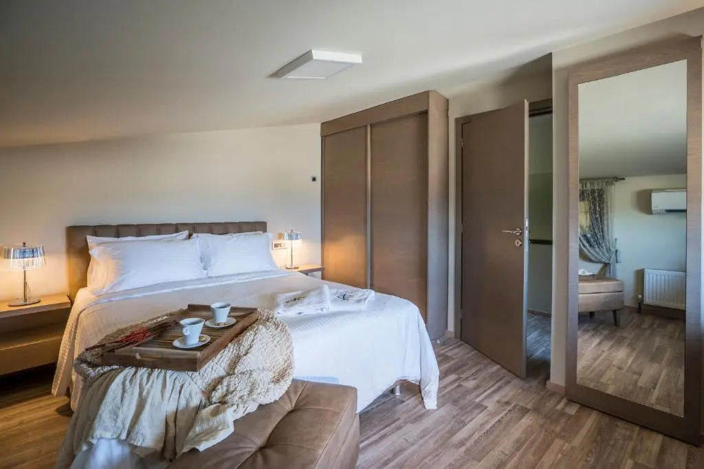 AA Luxury Villas