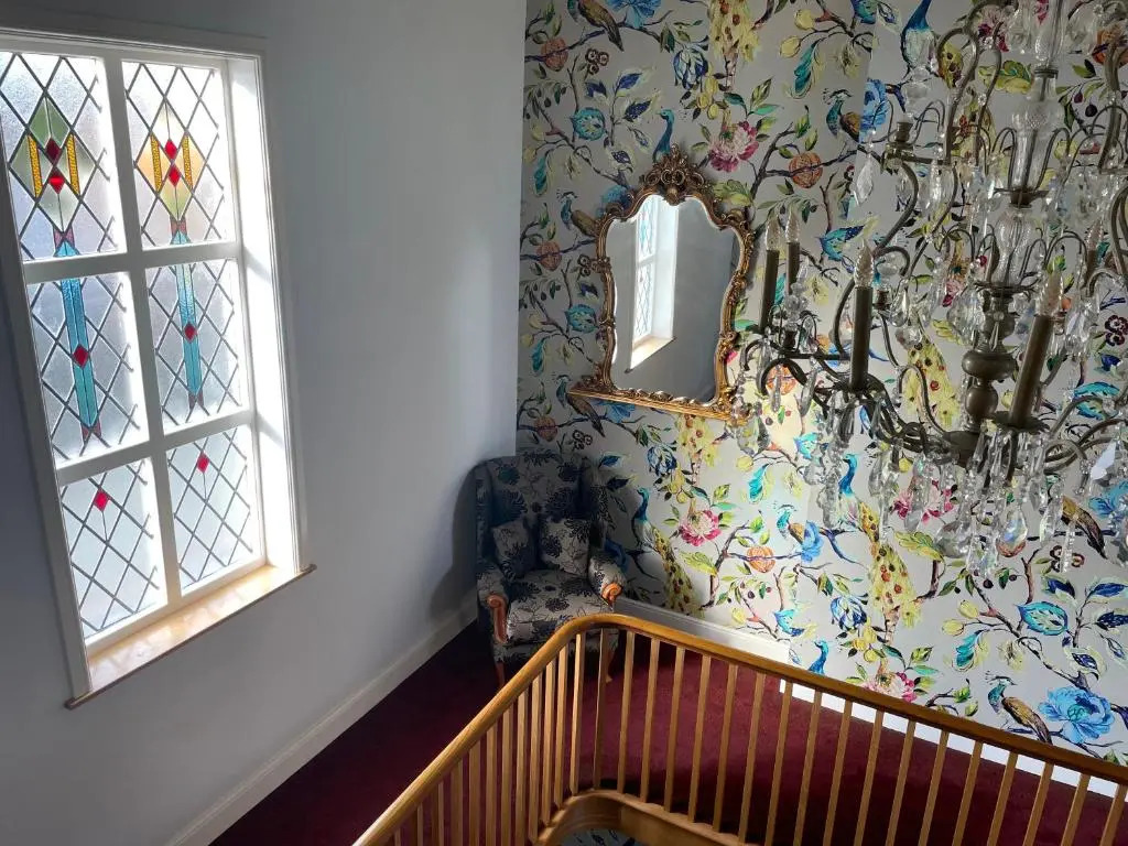 Eagle House - Award Winning B&B and Apartment