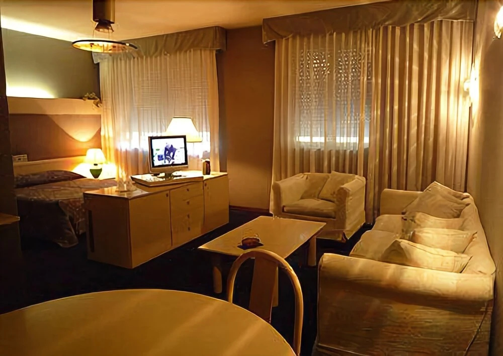 Hotel Pagoda
