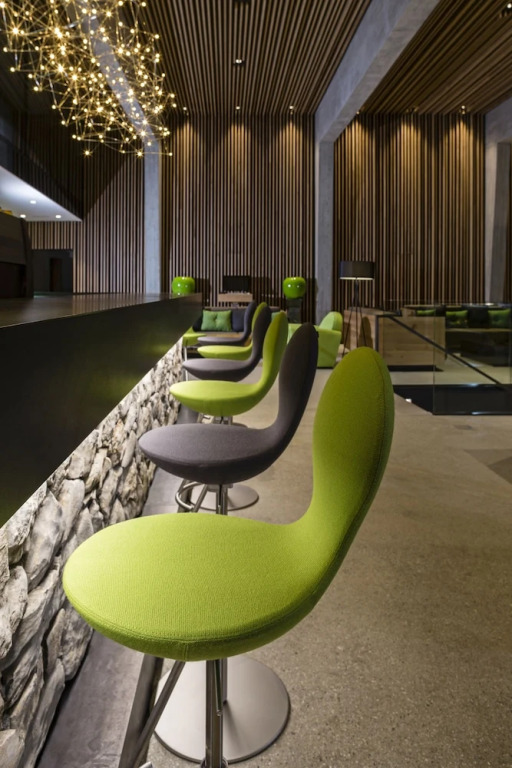 Chetzeron Mountain Hotel