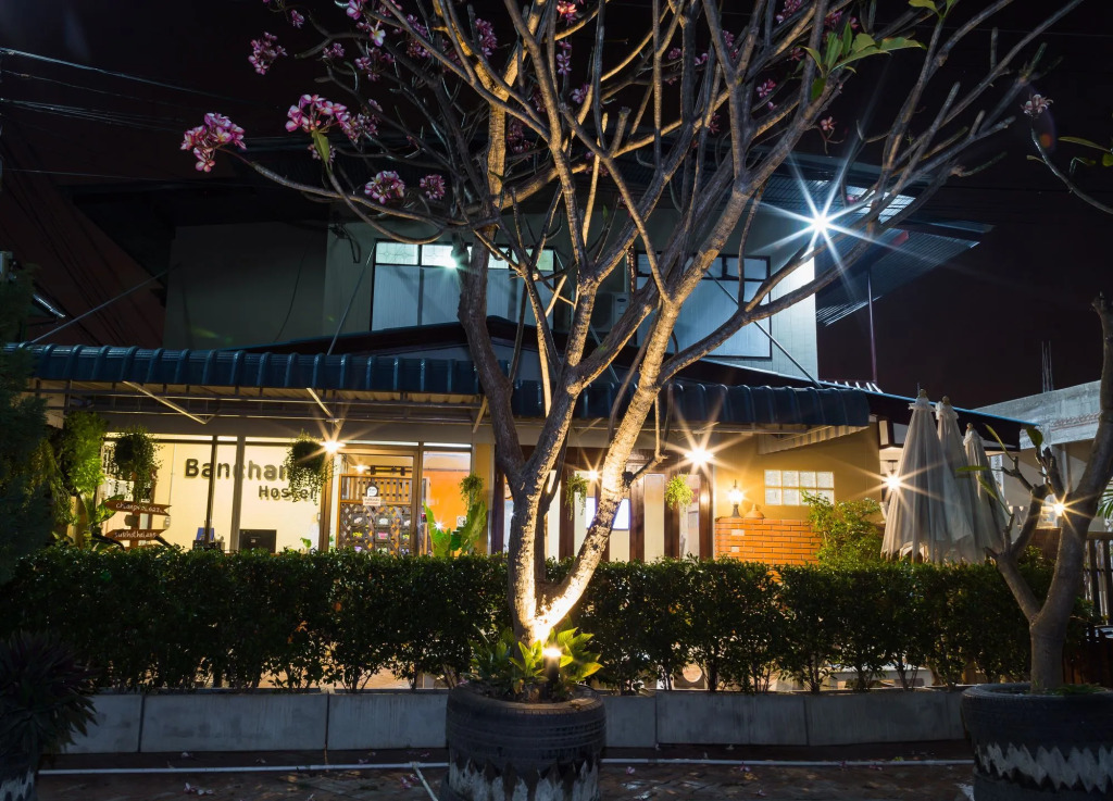 Banchan Hostel