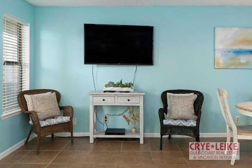Sea Breeze #305 by Southern Vacation Rentals