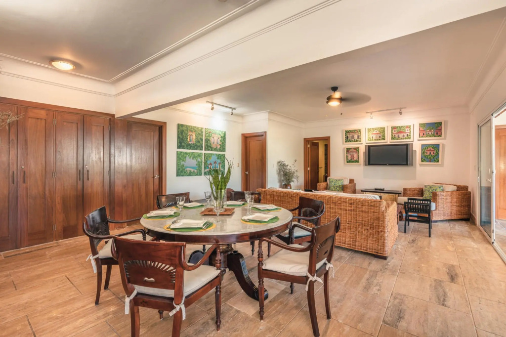Private Terrace 3BR 6 Guests Beach Access