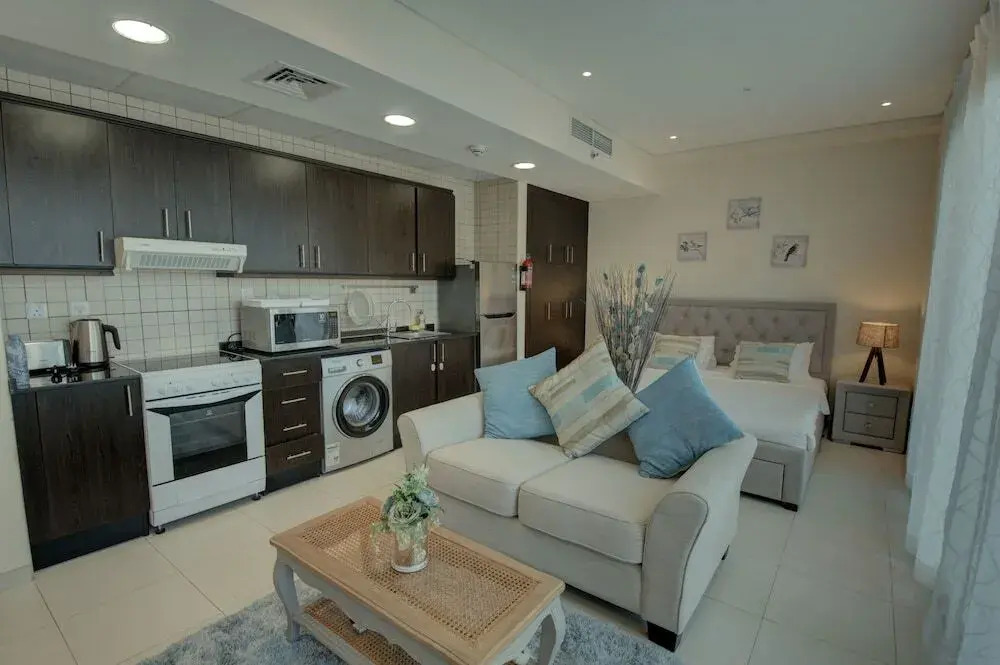 Royal Oceanic - Studio Apartment - MSG 8724